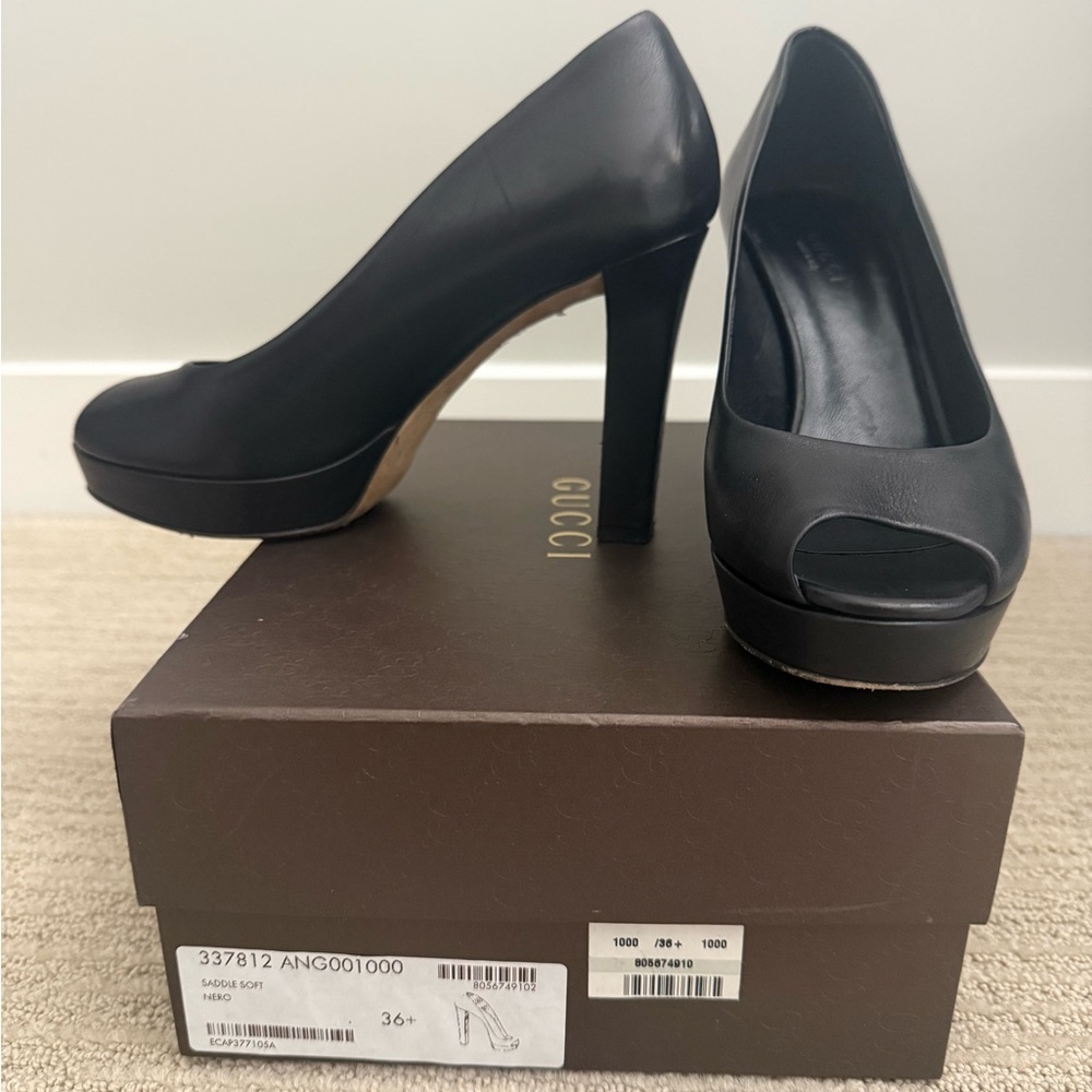 Black Gucci pumps